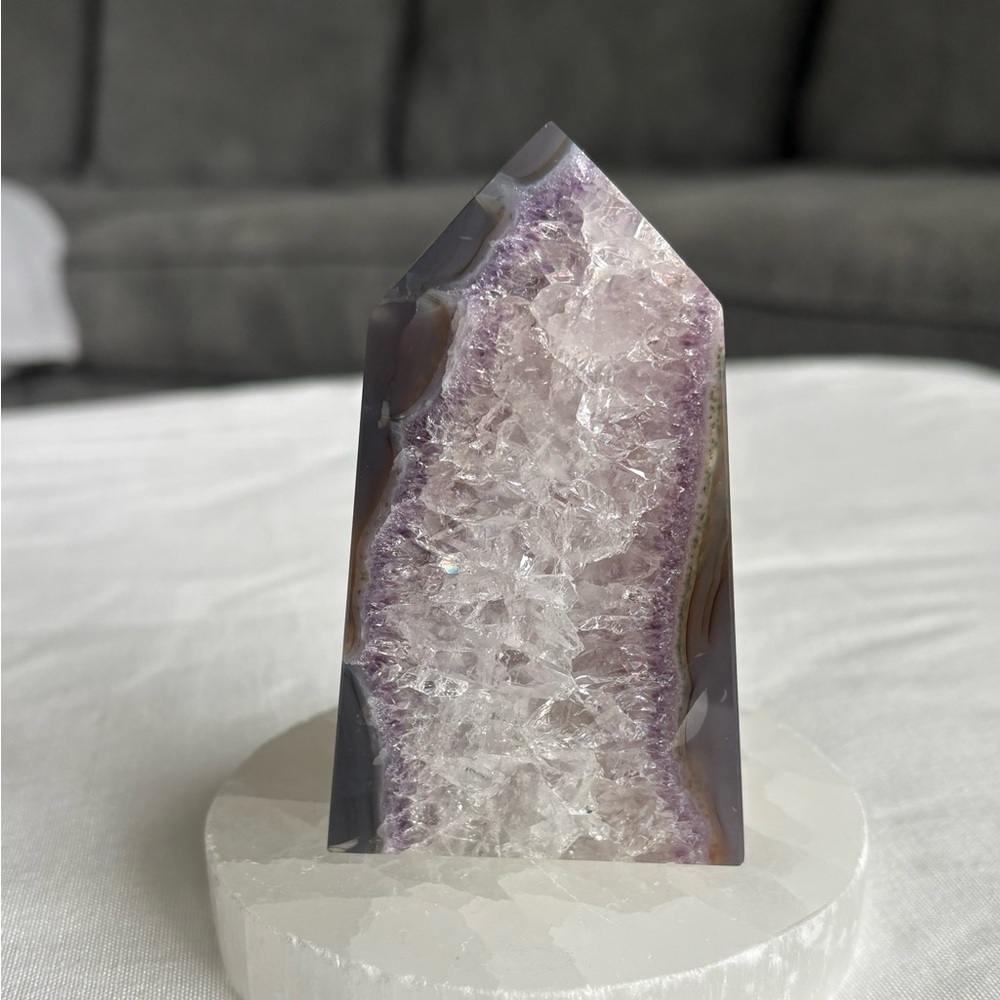 Druzy partially polished agate tower